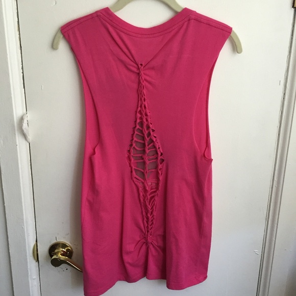 ORIGINAL carnivore tank - Picture 5 of 6